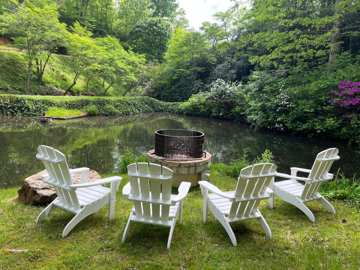 Lodge Patio Area